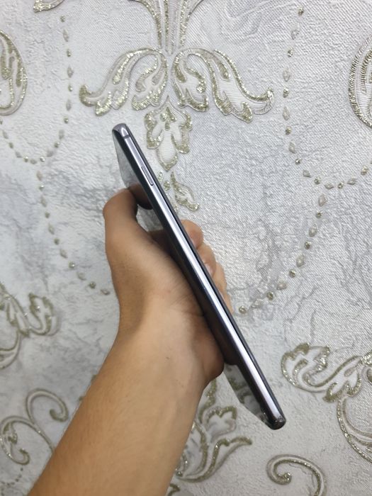 Samsung S10 plus 128gb ZAPCHASTGA!!!