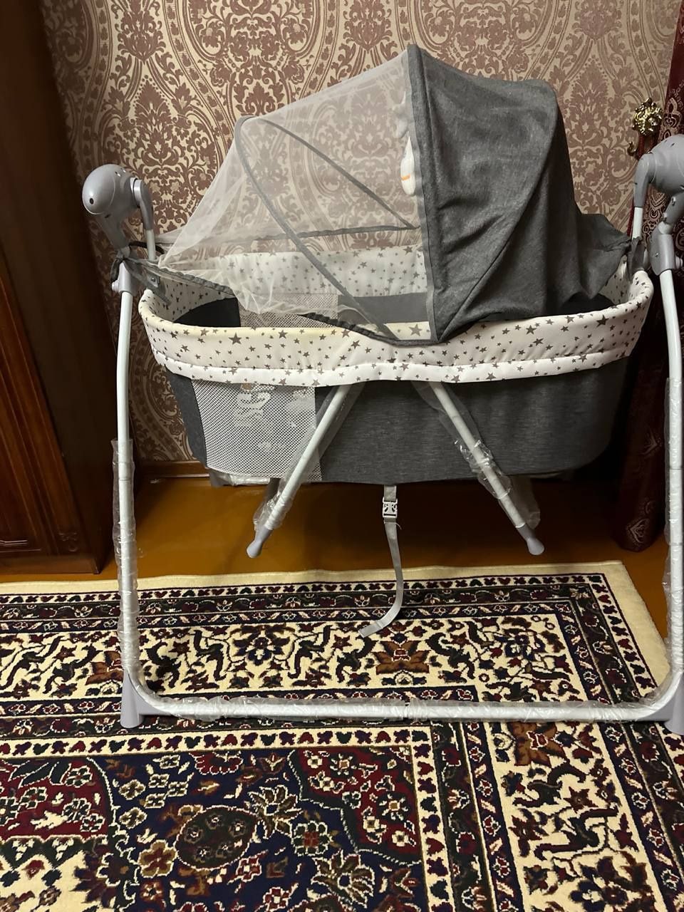 Продам детскую электронной люльку