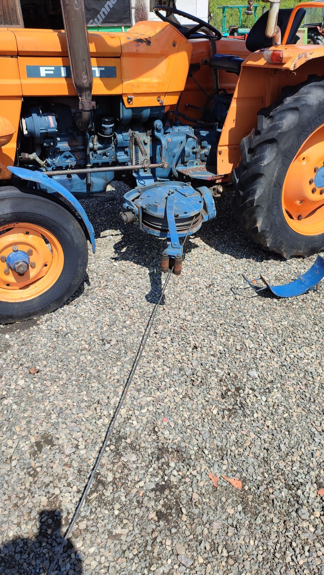 Troliu forestier tractor fiat