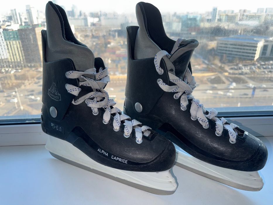 Коньки хоккейные любительские