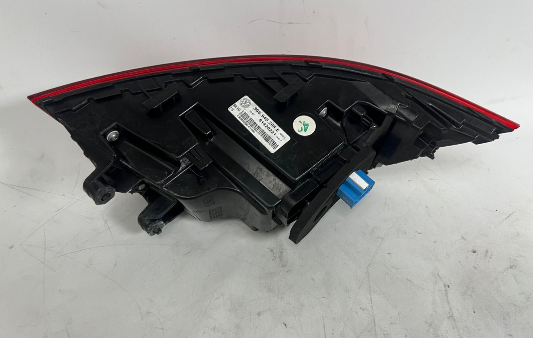 Stop spate aripă Passat B8 lampa E Matrix sedan 3G5945208 2015-2019