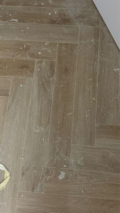 Паркет ламинат елка и плинтус