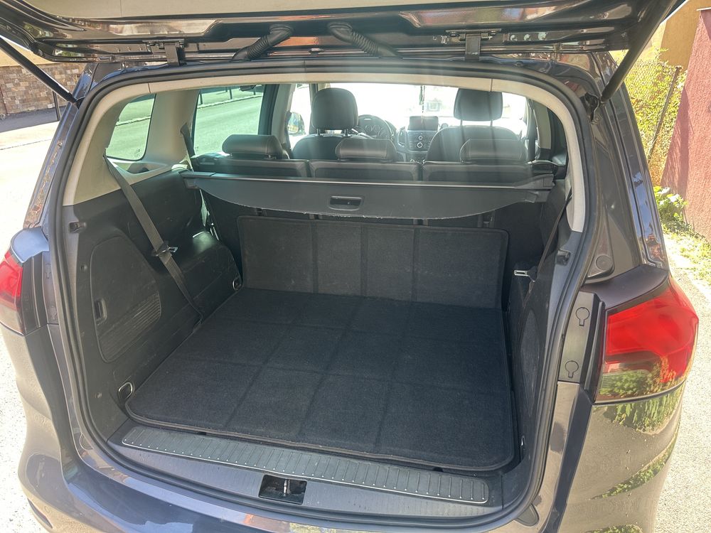 Opel zafira tourer
