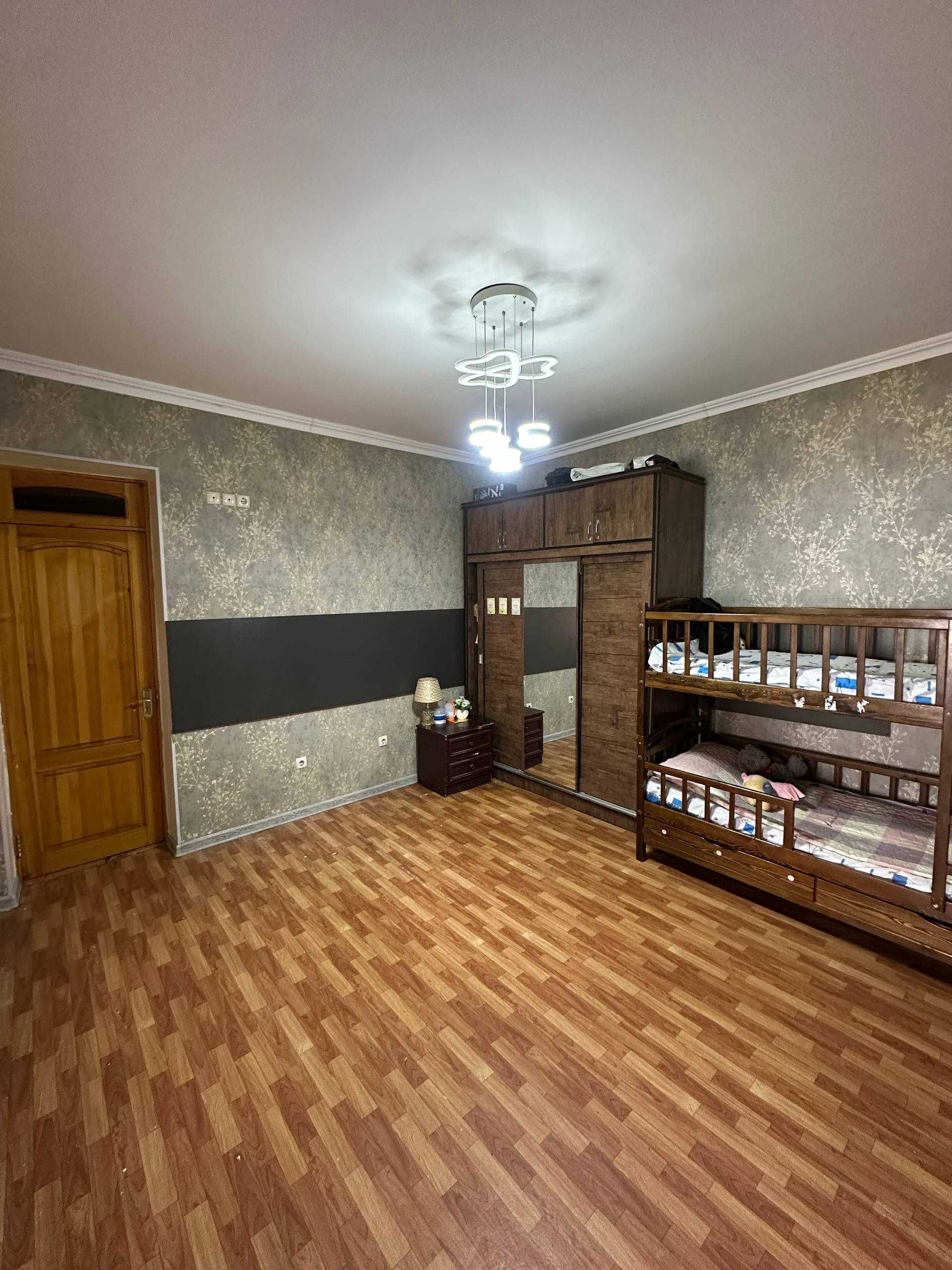 3.80 sotix 6xona oshxona sanuzel padval