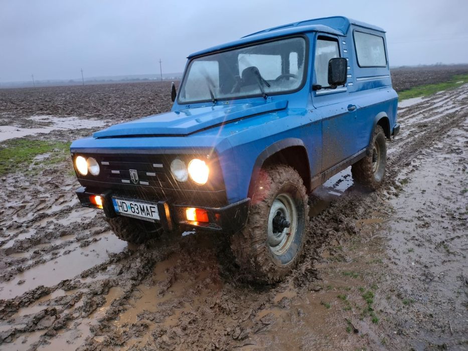 Vând/schimb aro 243 d 4x4