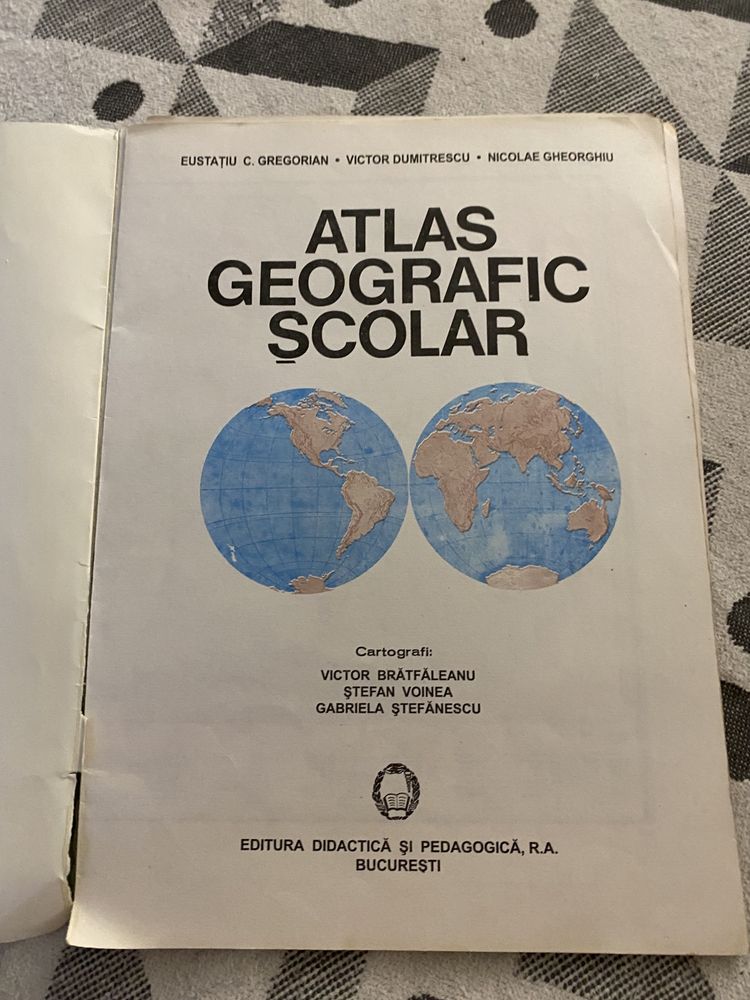 Atlase geografie vechi de colectie anii 1950-1980