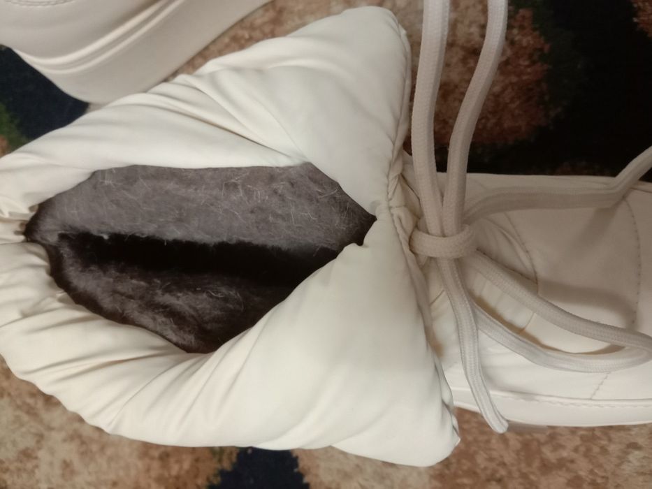 Сапожки привезли с России