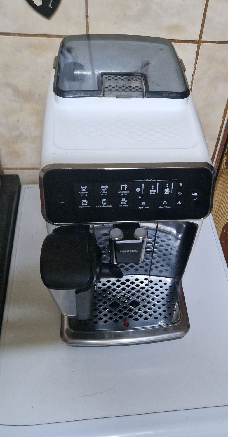 Espressor automat Philips EP3243/50