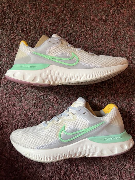 Nike Renew Run 2