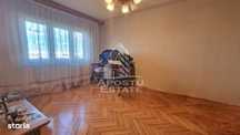 Apartament 3 camere, decomandat, etaj intermediar, zona Gheorghe Lazar
