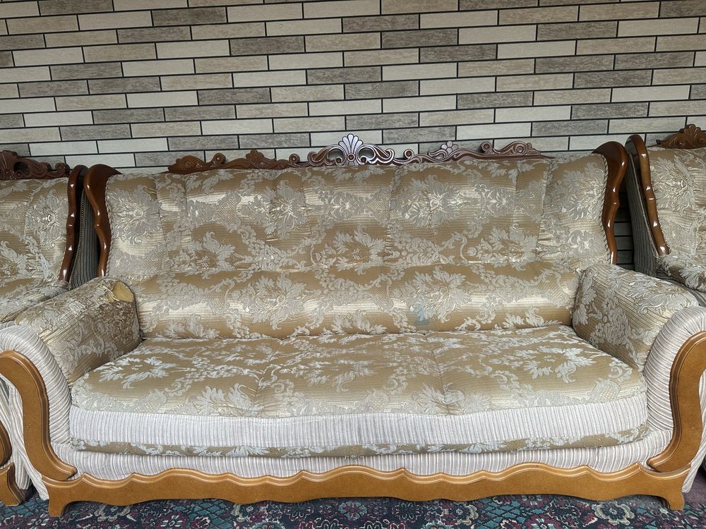 Yumshoq mebel 4 talik