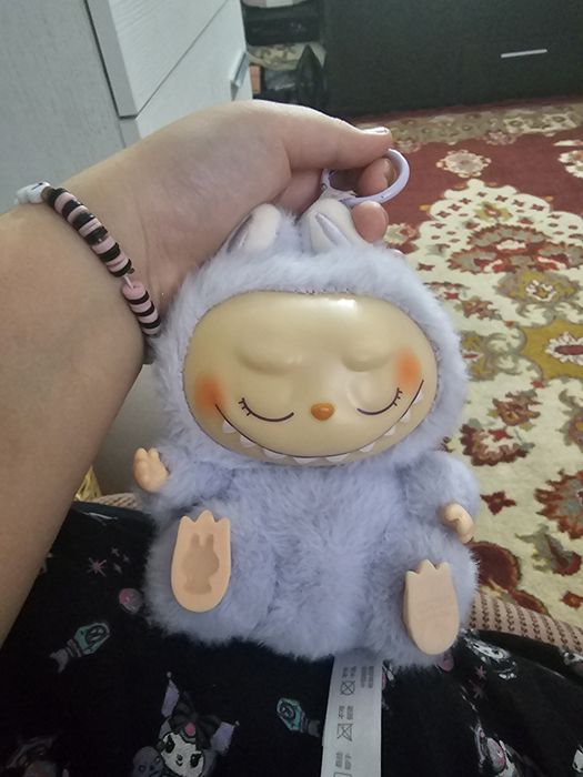 Labubu de vanzare