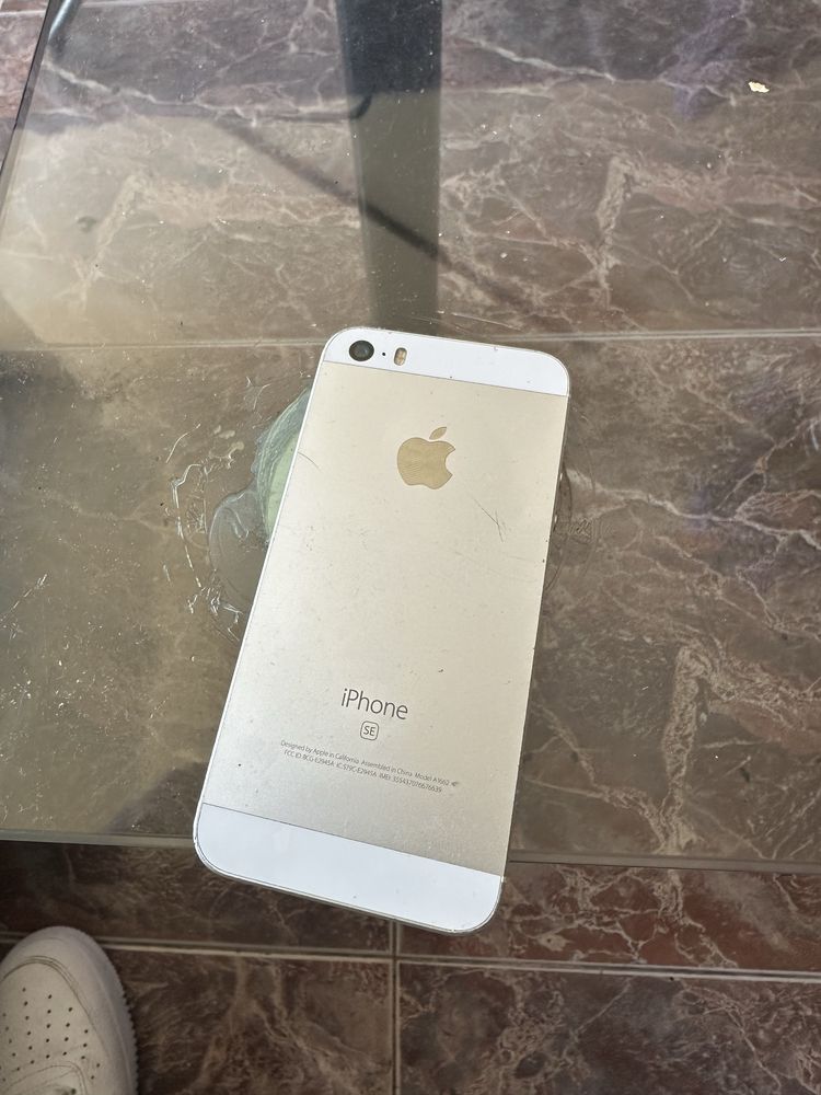 Iphone se 16gb чист без айклоуд