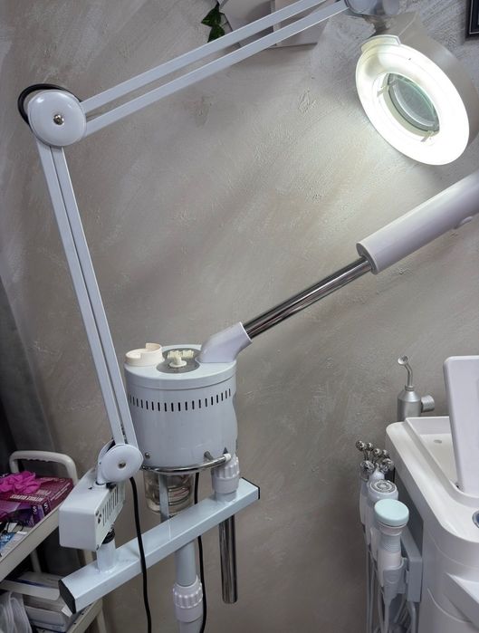 Пароозонатор и лампа лупа