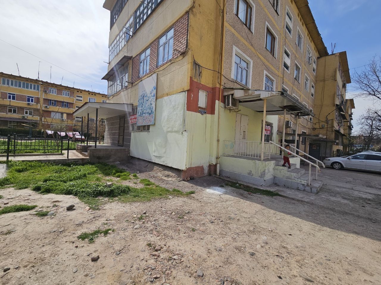 Продаётся магазин