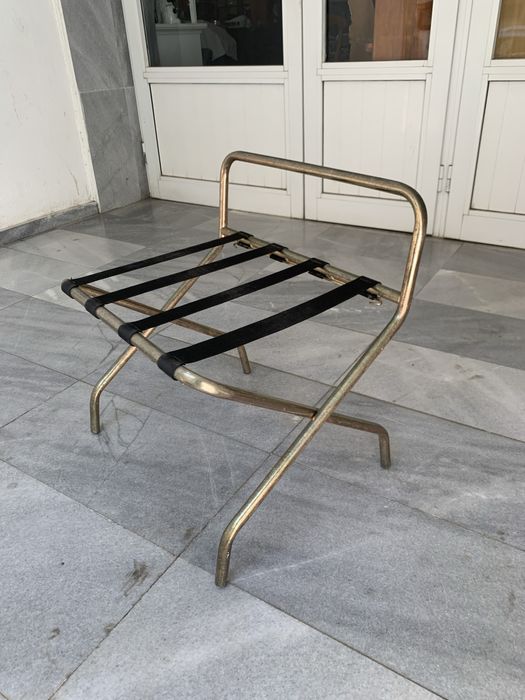 Метална стойка за куфар/багажник-хотелски стил