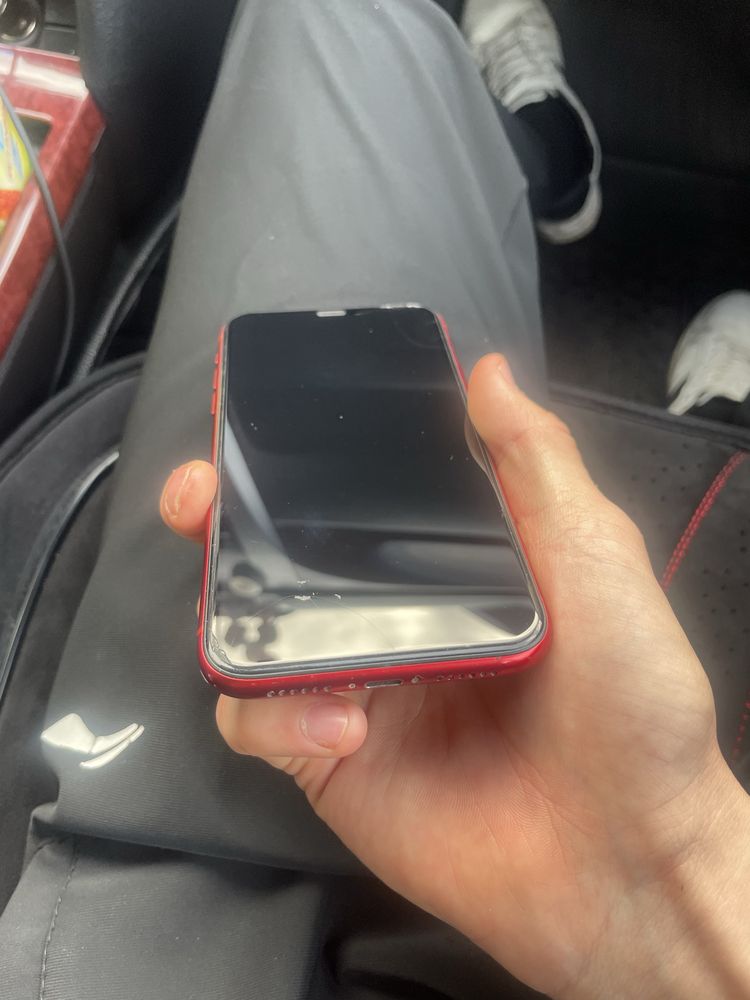 iphone xr.