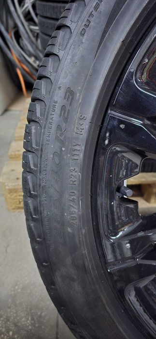 Vand doua seturi de jante cu anvelope Allseason LanRover 285/40 R23