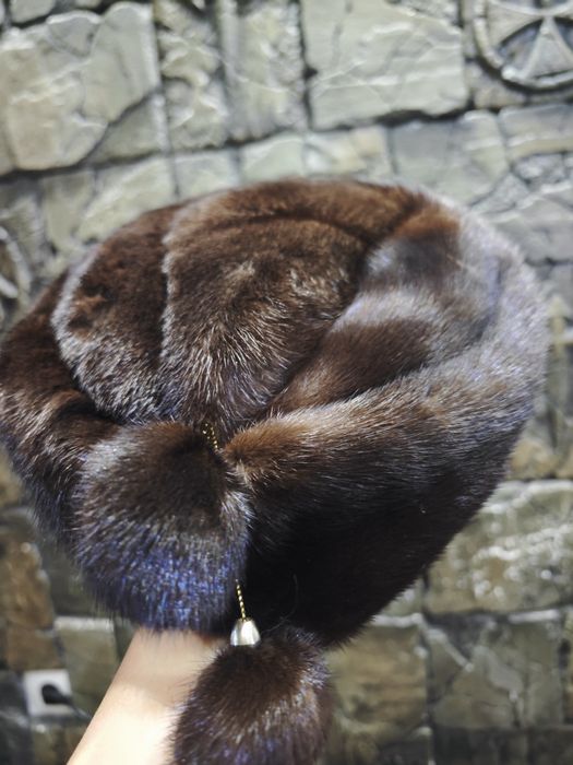 Продам шапку норковую женскую новую