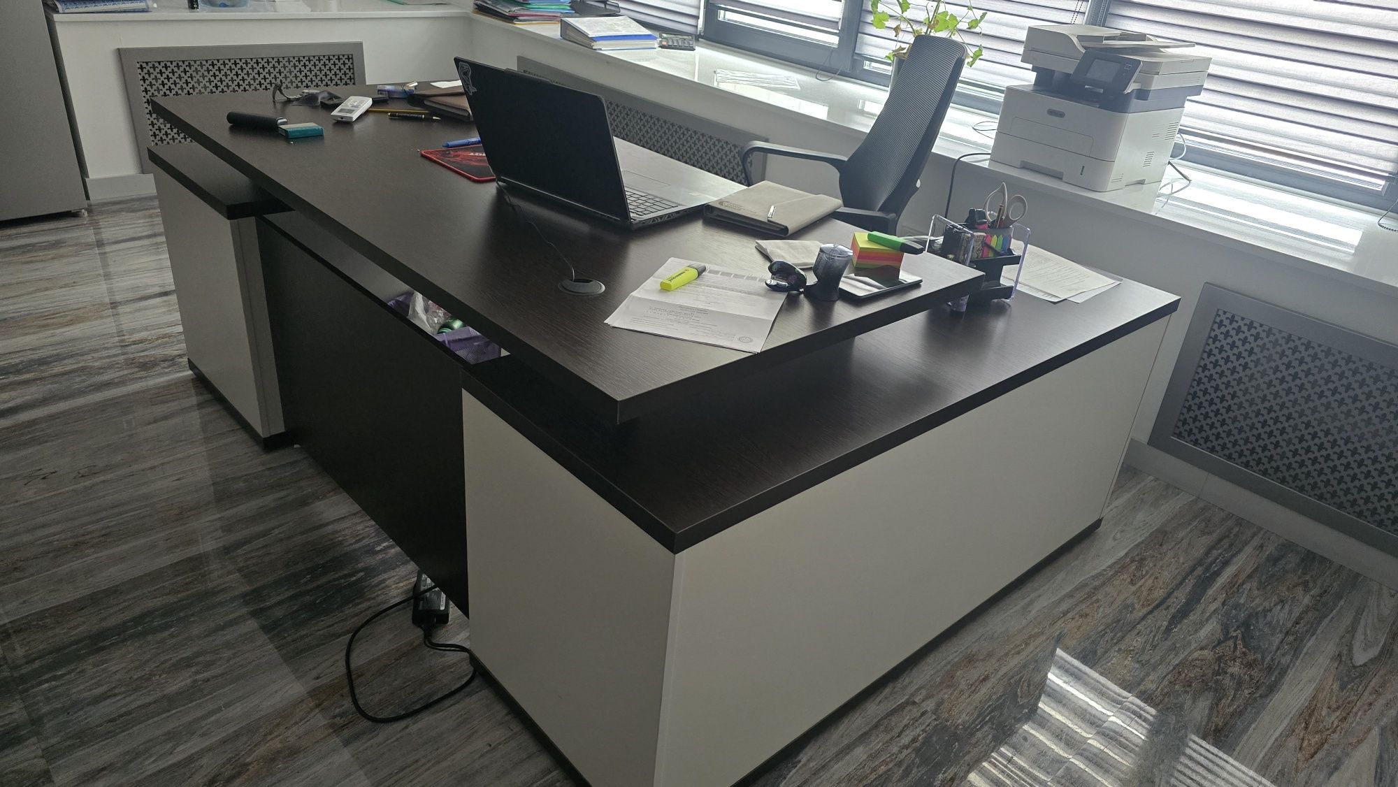 Стол руководителя