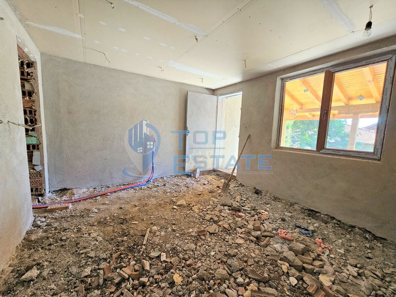 Продава се Къща в с. Беляковец, Област Велико Търново - 130 кв.м за 1224 €/кв.м - Снимка #8