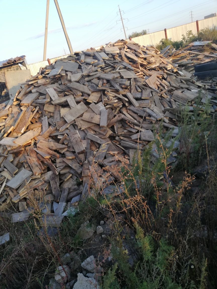 Дрова для топки на печи по 8000т за куб