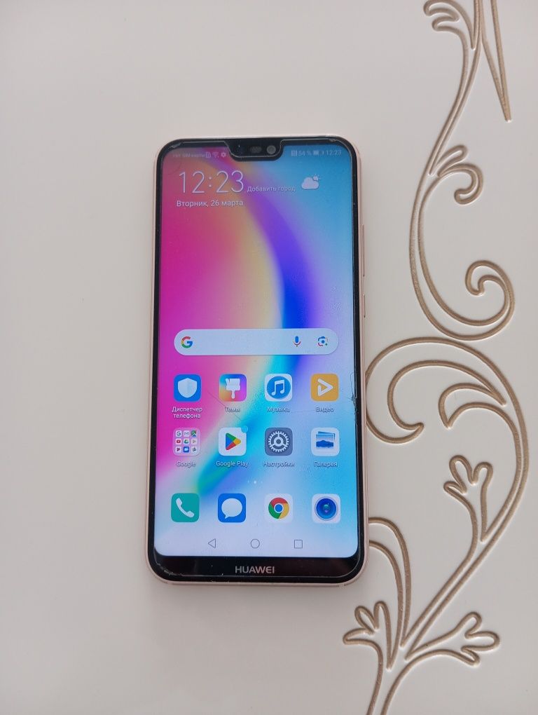 Продам телефон  HUAWEI P20 LITE