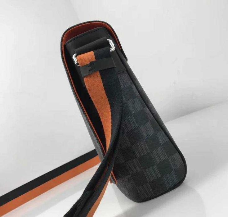 Луксозна чанта Louis Vuitton