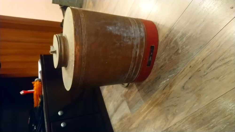 Медна пръскачка-лозя,градини,овощки,трева.Отлично техническо състояние