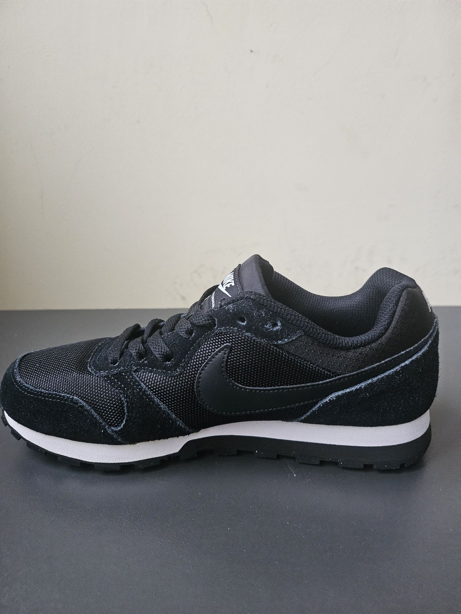 Дамски маратонки Nike 38.5