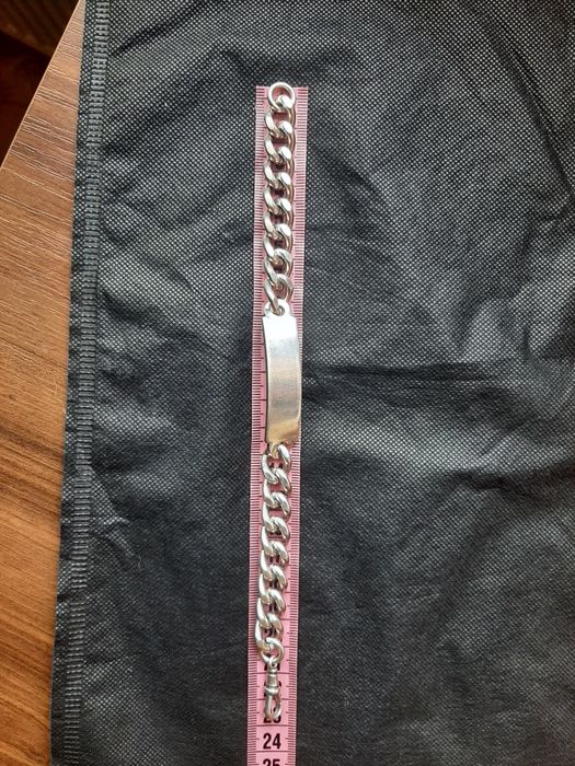 Brățară din argint masiv cu plăcuță