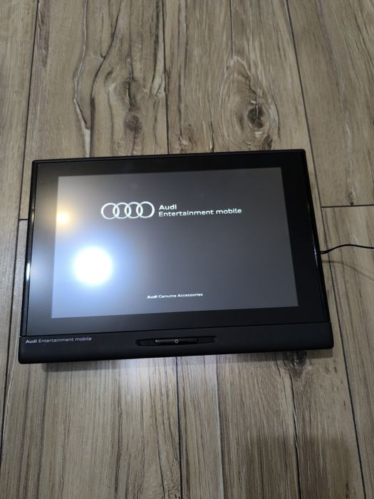 Monitor audi (tableta spate)