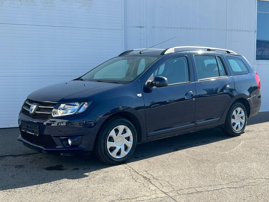 Vînd Dacia Logan MCV benzina