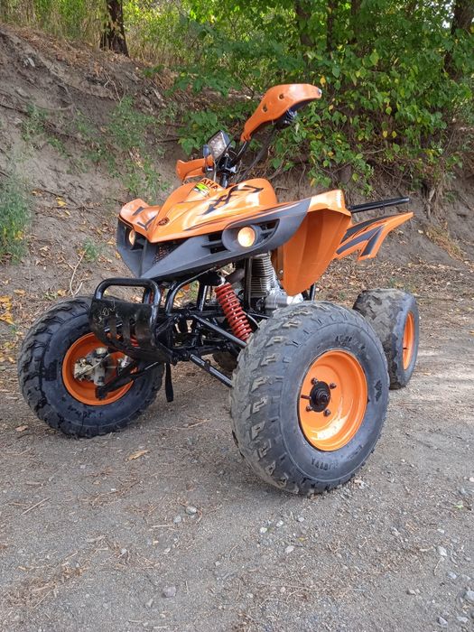 Продам квадроцикал