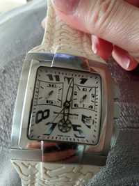 Оригинален швейцарски часовник
