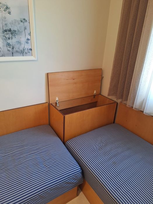 Ъглови легла с матраци 186/80 и ракла