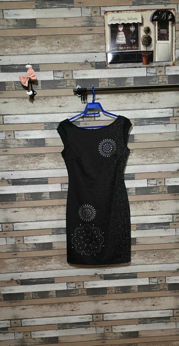 Desigual S-дамска официална  рокля (х-282)