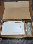 Router wirelles cu 3 antene.