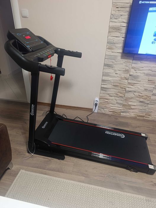 Електрическа бягаща пътека