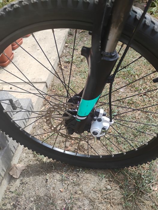 Vând bicicleta in stare bună