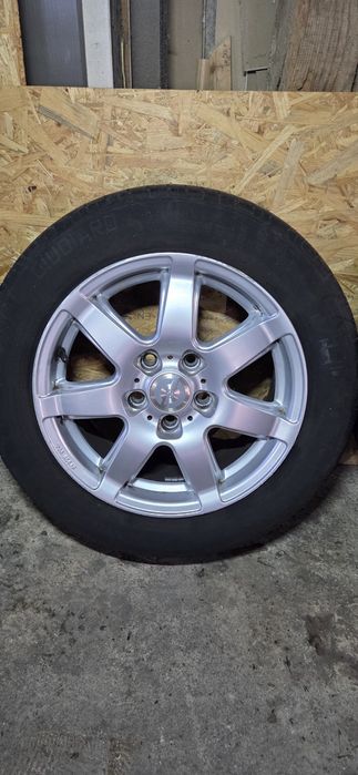 OPEL джанти със летни гуми 185/60/15. 6,5J×15  5×110 ЦО 65 мах