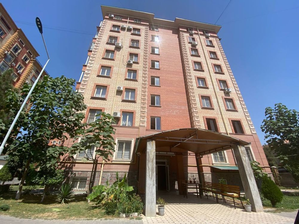 Срочно продается 2х комнатная квартира в ГАБУСе Яккасарайский район