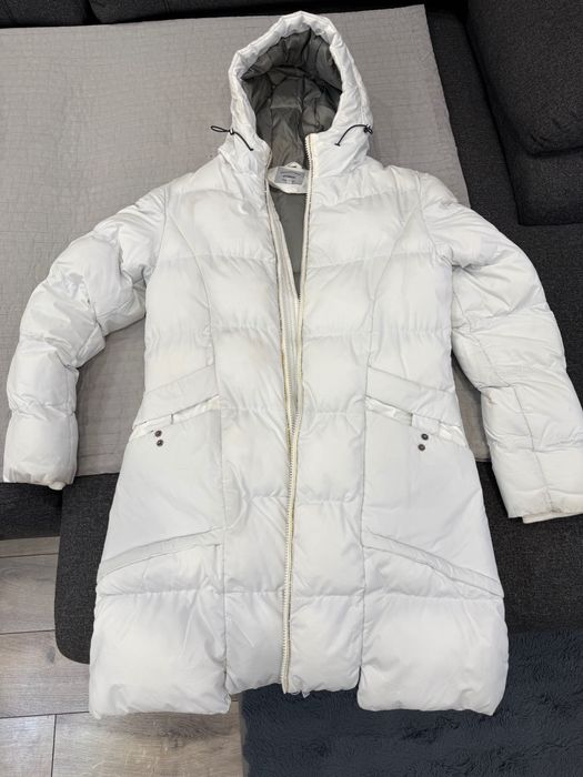 Пуховик женский белый. Производство Германия