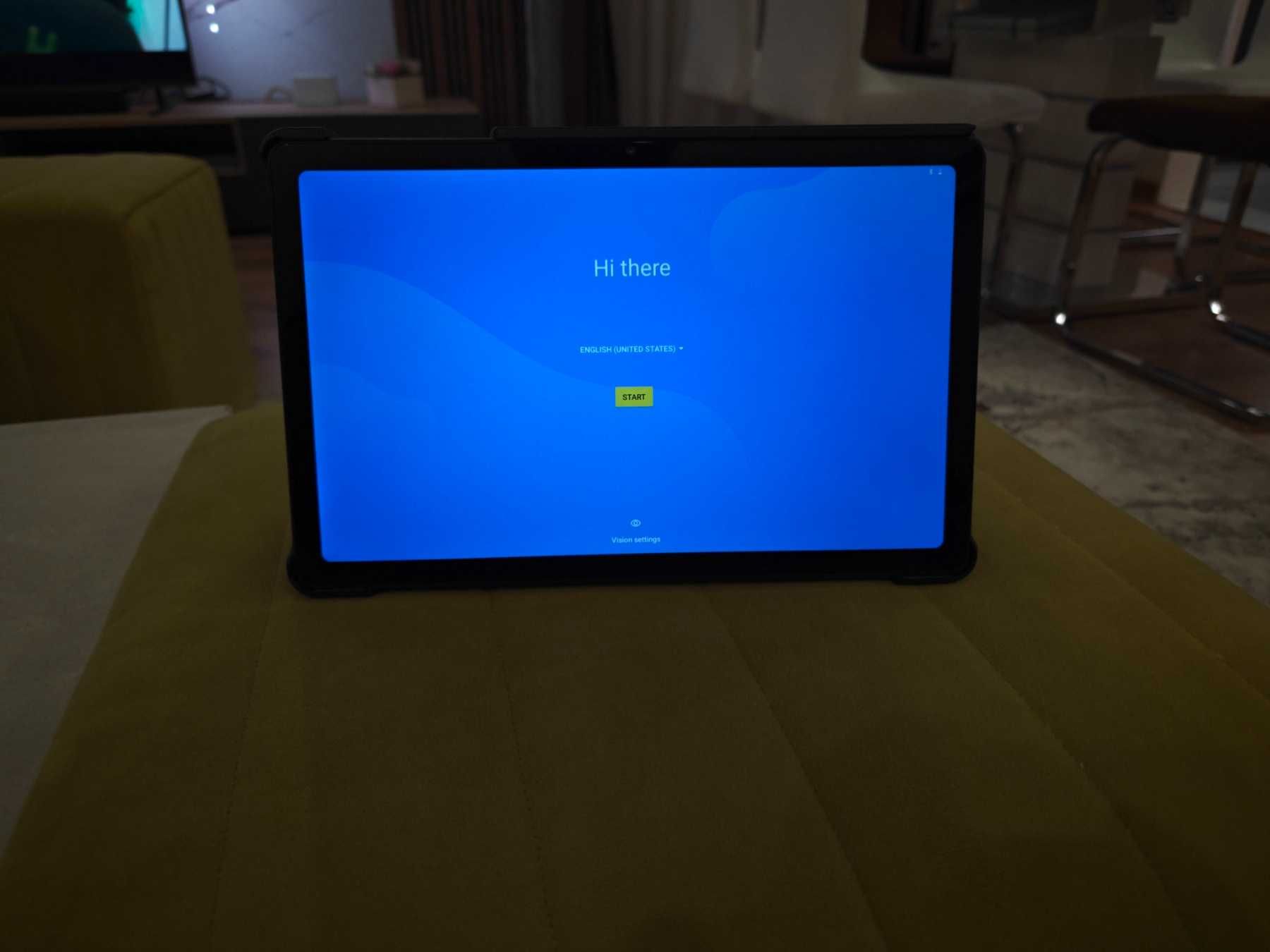 Таблет Acer Iconia tab P10