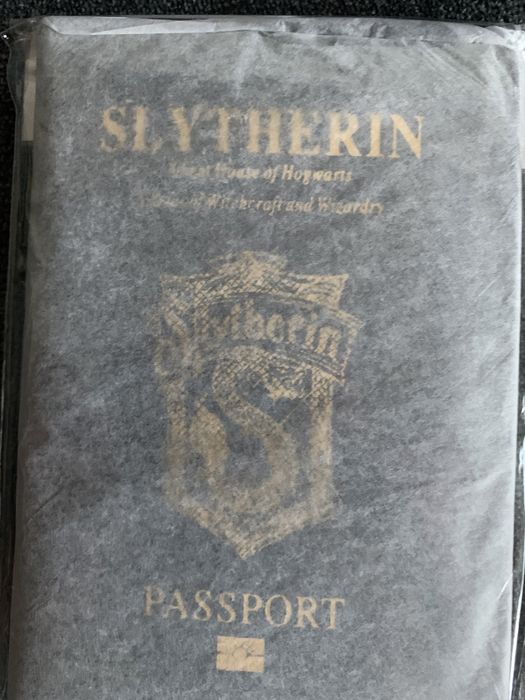 Нов калъф за задграничен паспорт