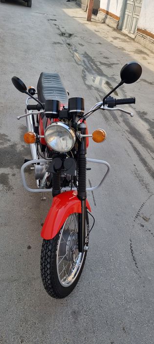 Мотоциклы ява сотилади