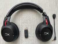 Vând casti gaming HyperX Cloud Flight Wireless