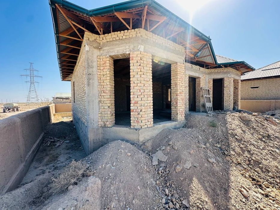 Участка сотилади Фарходдан