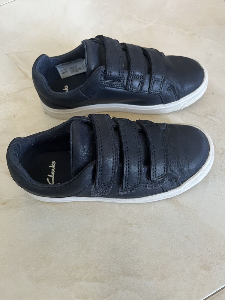Детски кожени обувки Clarks