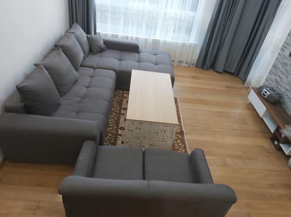 Двустаен апартамент в ж.к. Връбница .